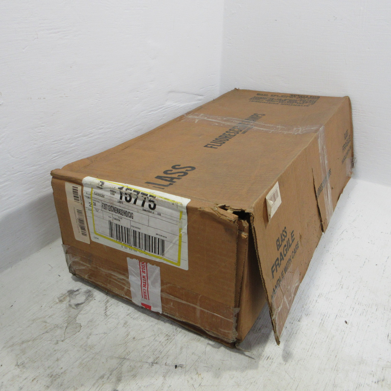 NEW GE F20T12/CINEMA32/HO/CVG Color Corrected Light Bulbs 35W 23" (BOX OF 24) (AH1507-3)