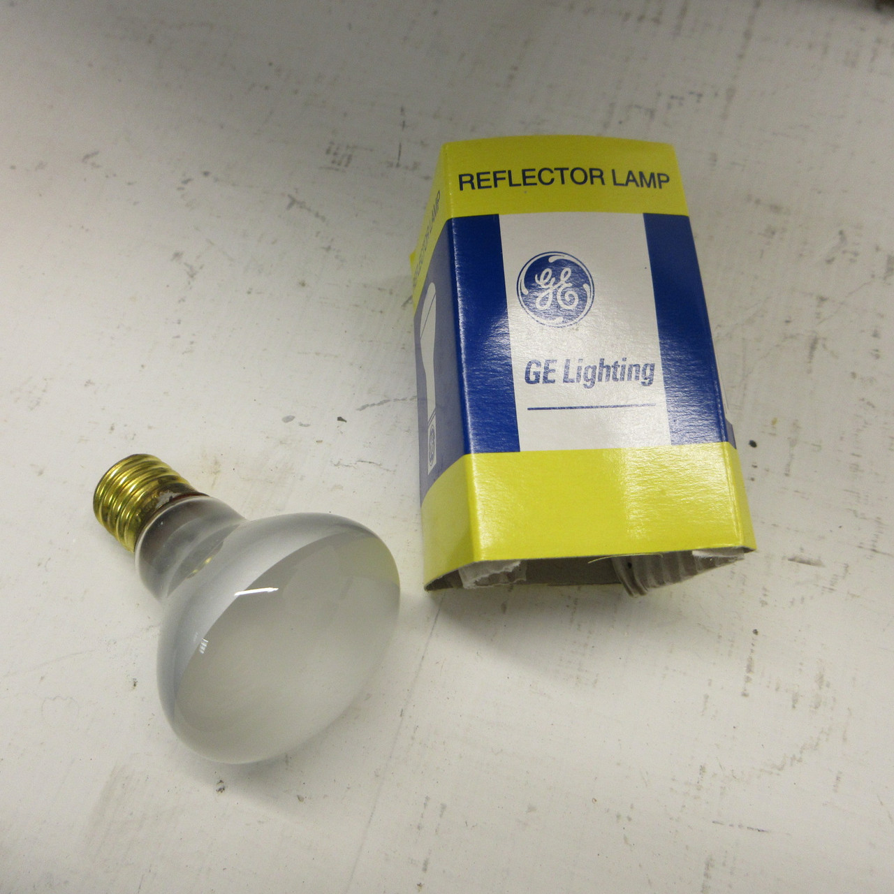 NEW GE 25R14N Incandescent Lamp Light Bulbs 25W R14 120V 39156 (BOX OF 120) (AH1508-4)