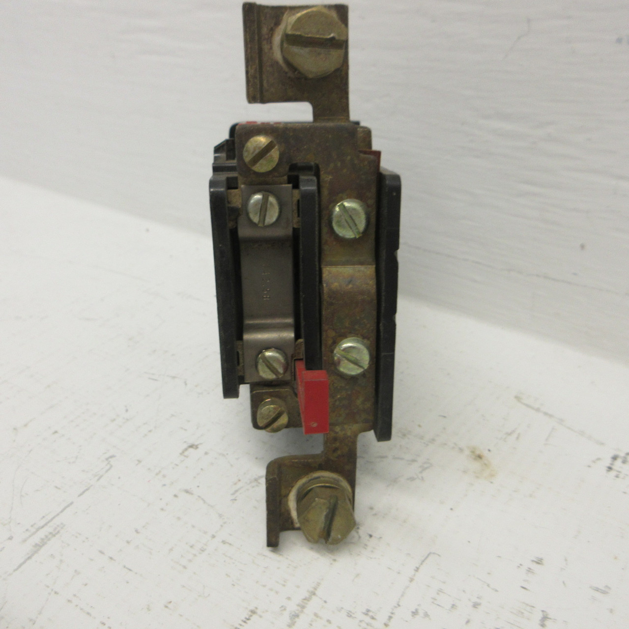 General Electric GE CR124M028 Overolad Relay STD Pilot Duty 600VAC Max (CHIPPED) (AH1513-1)