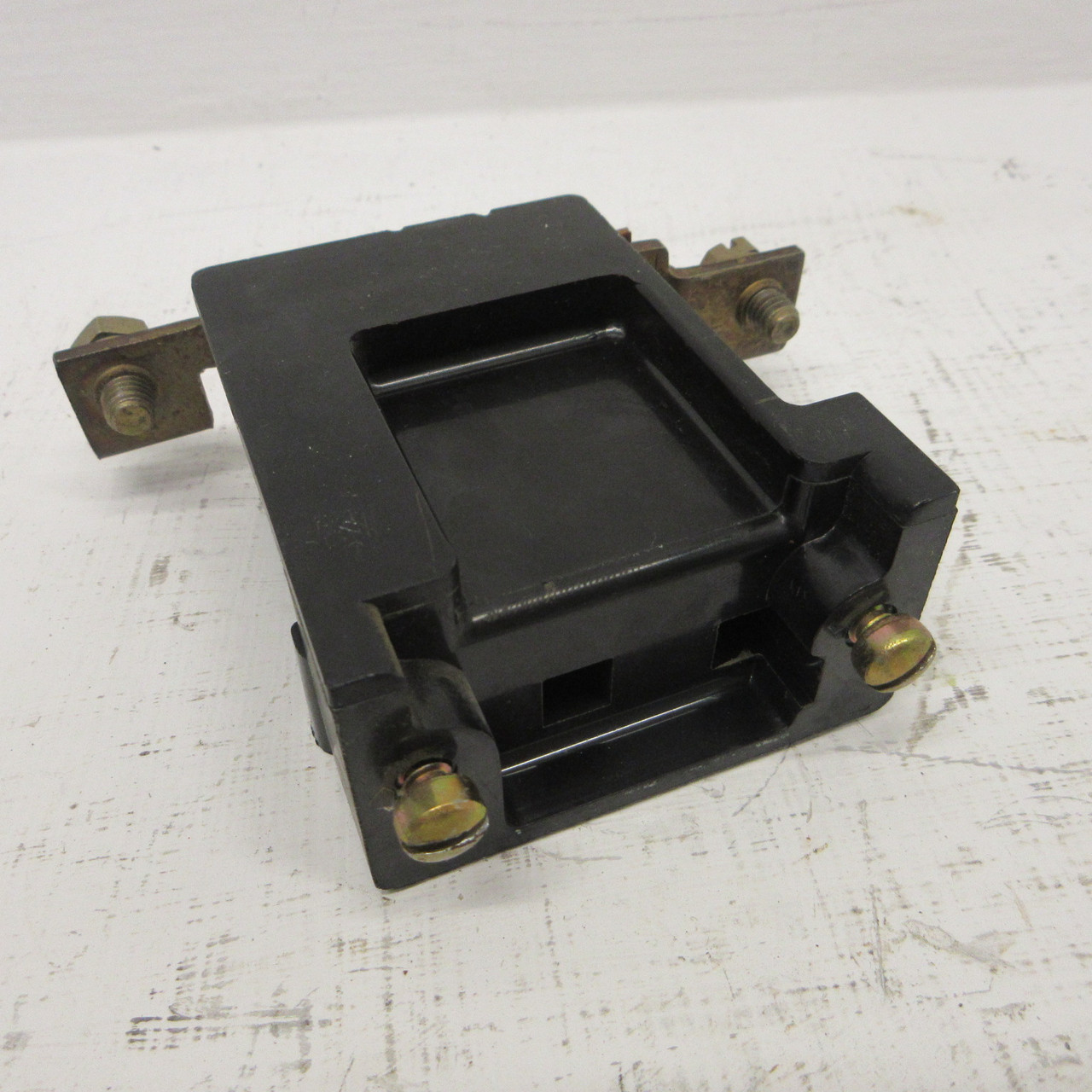 General Electric GE CR124M028 Overolad Relay STD Pilot Duty 600VAC Max (CHIPPED) (AH1513-1)