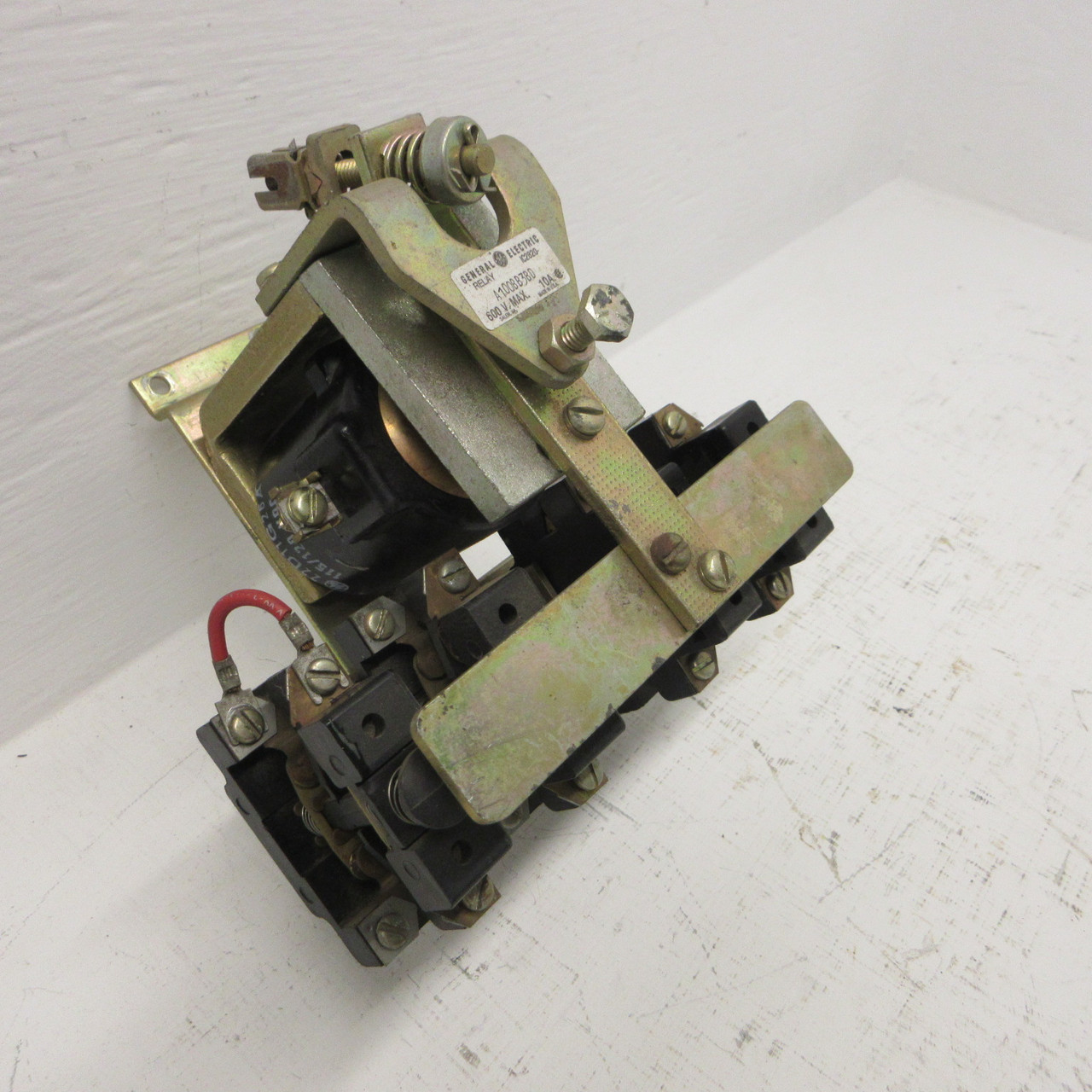 Image of General Electric IC2820 A100BB3BD Relay 10 Amp 600V GE 10A 115/120 VDC Coil