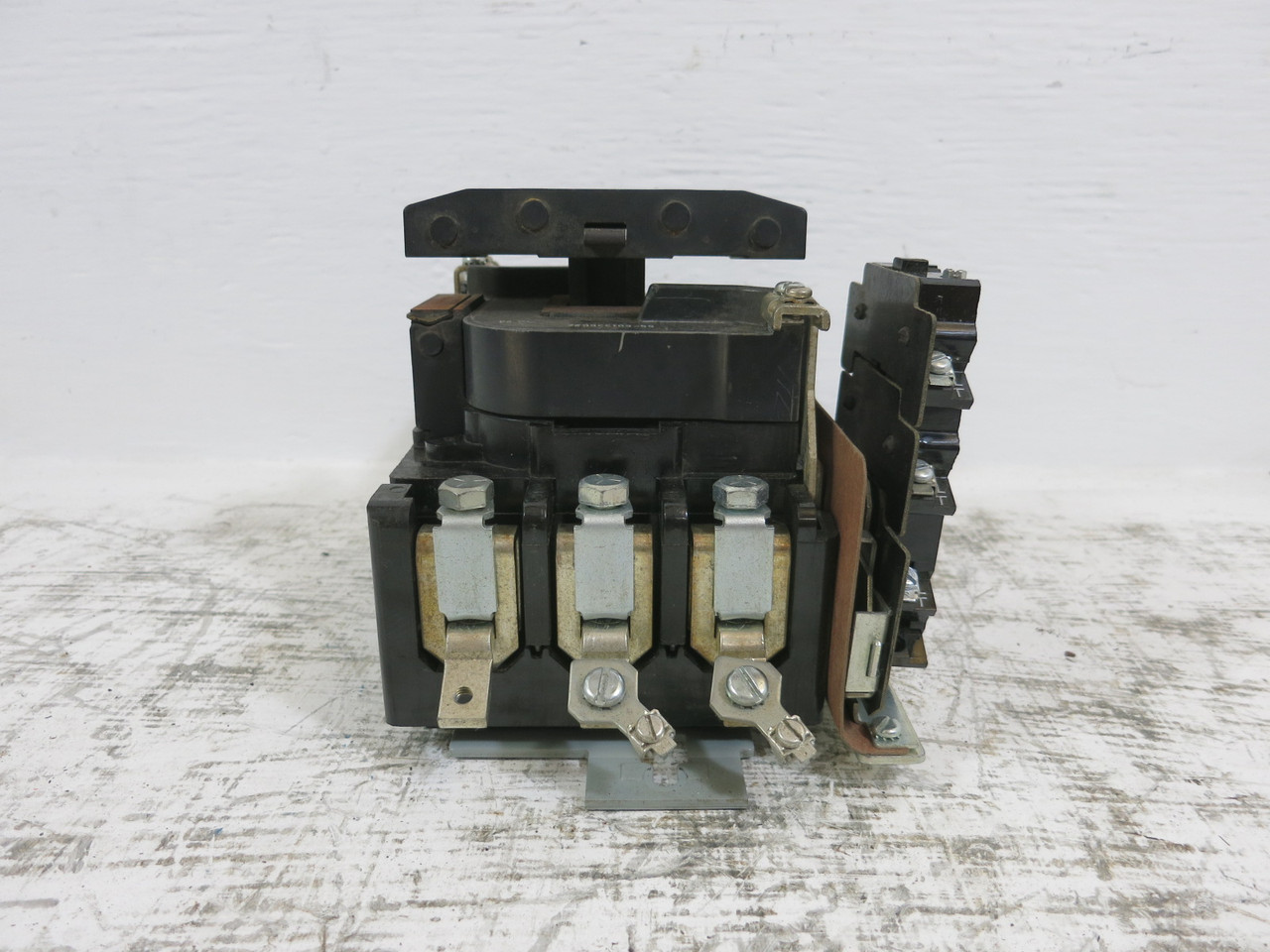 GE CR306E000ABNA Size 3 Motor Starter 90A 600V 120V Coil 40HP Sz3 90 Amp CR306E0 (BJ1153-1)