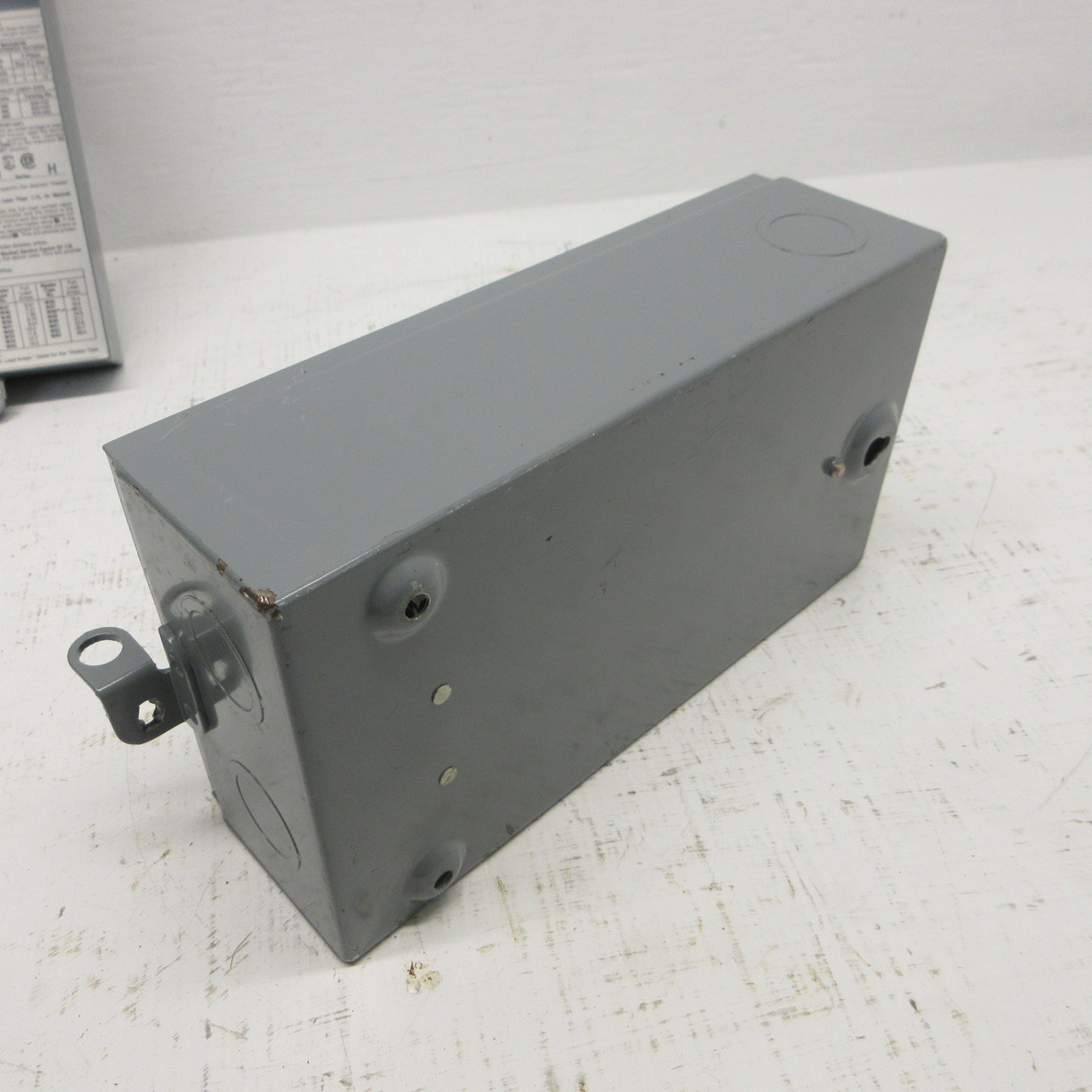 NEW Allen Bradley 609U-AAH Enclosed Manual Starter 609U-AOH Size 0 Ser G 5HP NNB (AH1518-1)