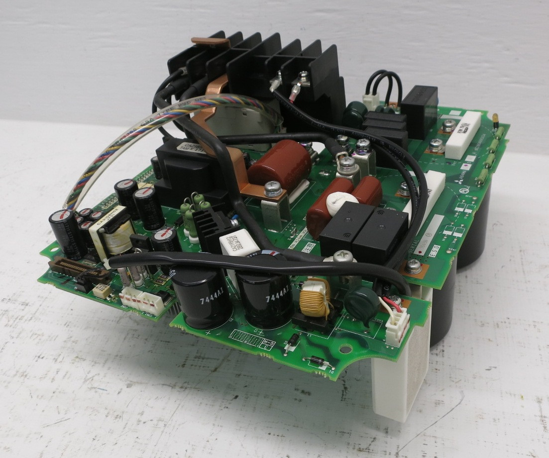 Mitsubishi BC186A995G54 A800 Inverter Drive Control Board A84MA-5.5-D-60 FR-A840 (DW8450-1)