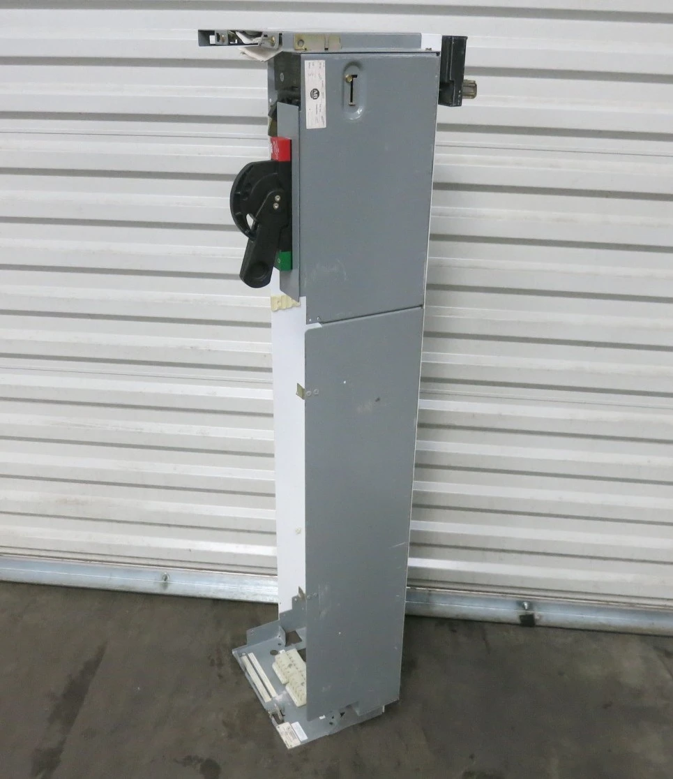 Allen Bradley 2100 Centerline 200 Amp Fusible Feeder 52" MCC Bucket 200A (BJ1131-3)