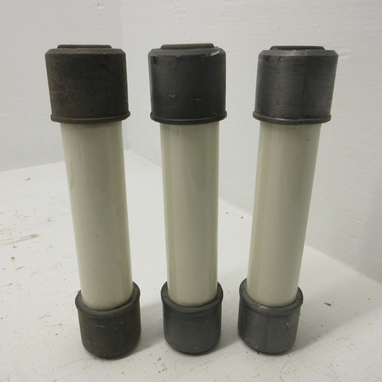 General Electric GE 9F60BBD905 Fuses 0.5E Amp 5.5kV Size B Type EJ-1 (LOT OF 3) (AH1524-2)