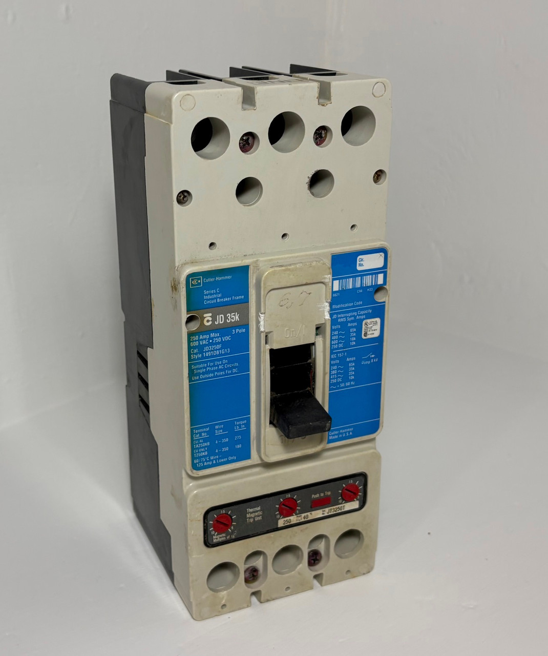 Cutler-Hammer JD3250F 250A Circuit Breaker Glossy Blue w/ 250 Amp Trip 3P JD3250 (EM5952-3)