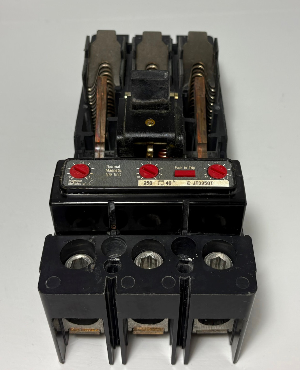 Cutler-Hammer JD3250F 250A Circuit Breaker Glossy Blue w/ 250 Amp Trip 3P JD3250 (EM5952-3)