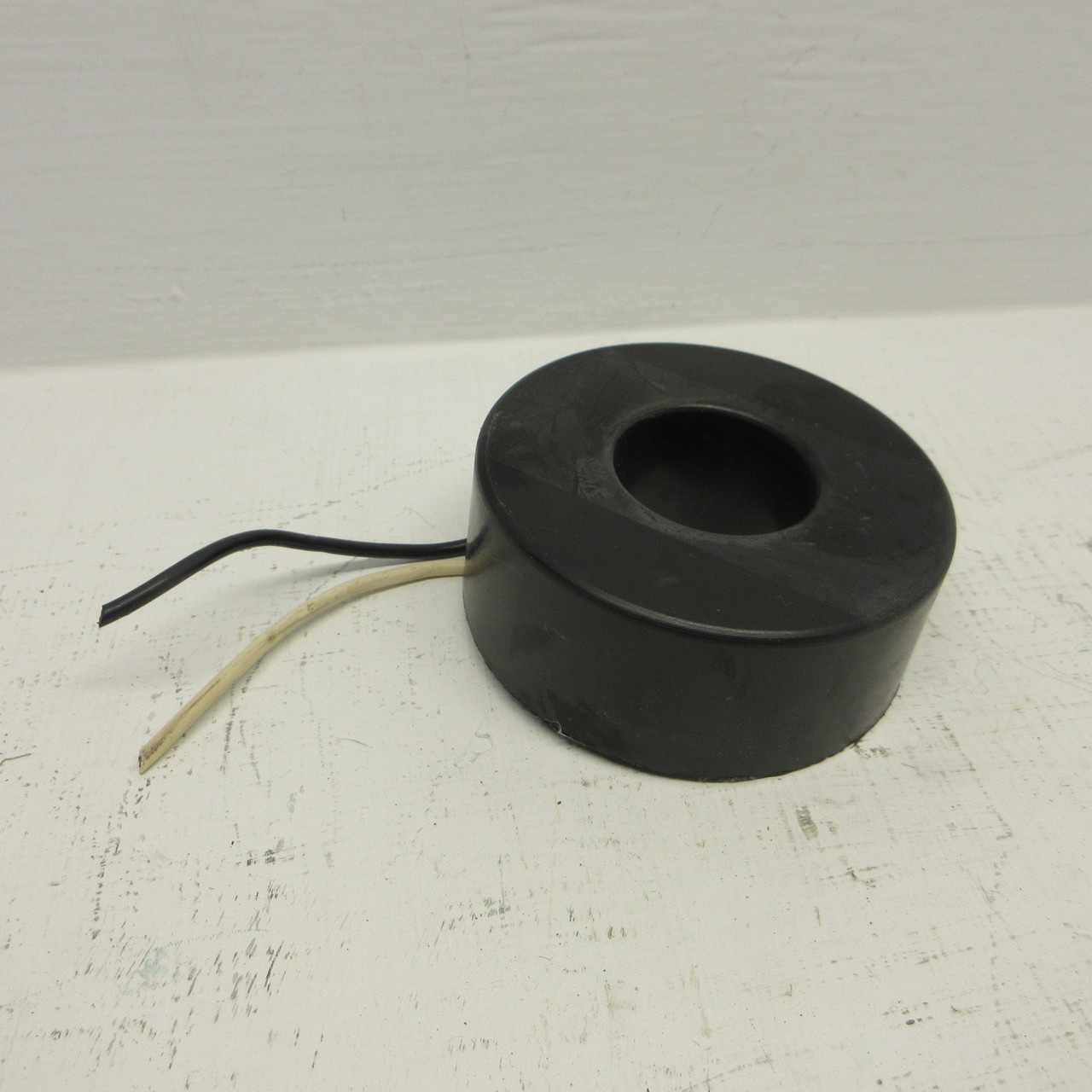 Image of WICC ltd D800L36 Current Transformer 800/5 0.6KV 12.5 @ 60HZ 800:5A (NO LABEL)