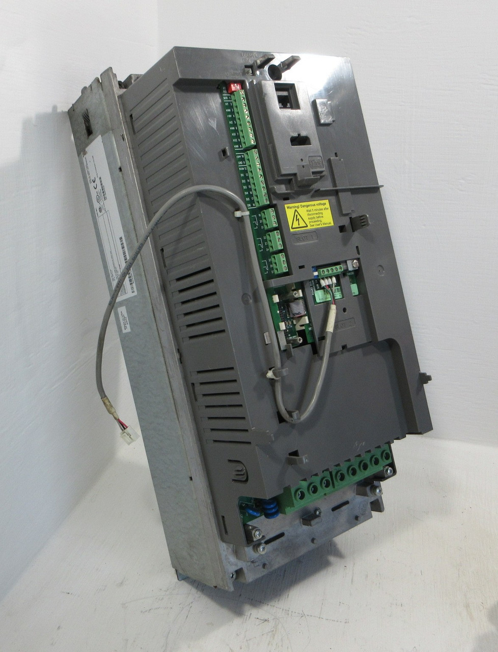 ABB ACX550-U0-031A-4 20 HP AC VS Drive VFD 3PH 480V 31A 31 ACX-550 (No Cover) (AH1531-1)
