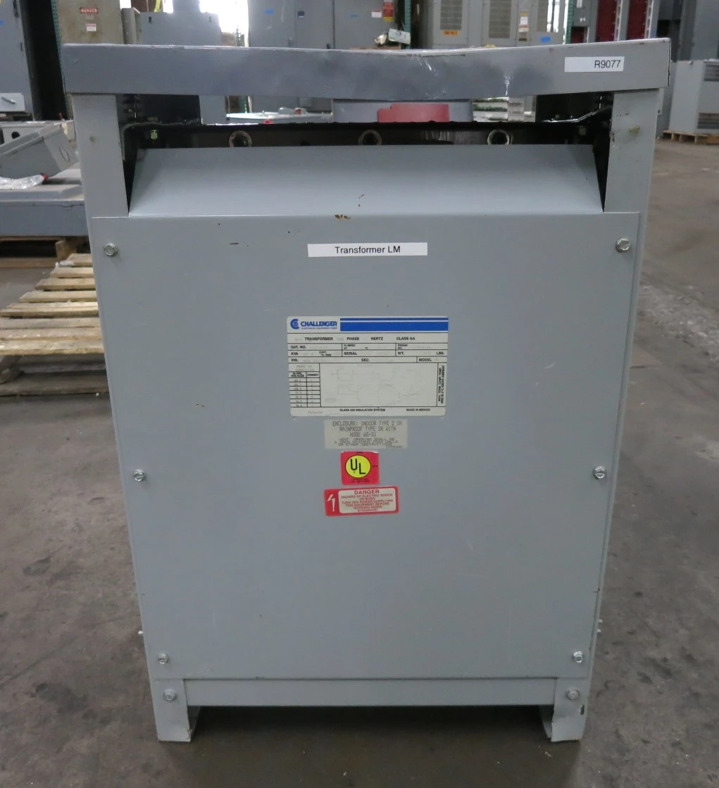 Challenger 45 kVA 480 Delta to 208Y/120 V 3PH Dry Type Transformer 452-415 480V (DW8497-1)