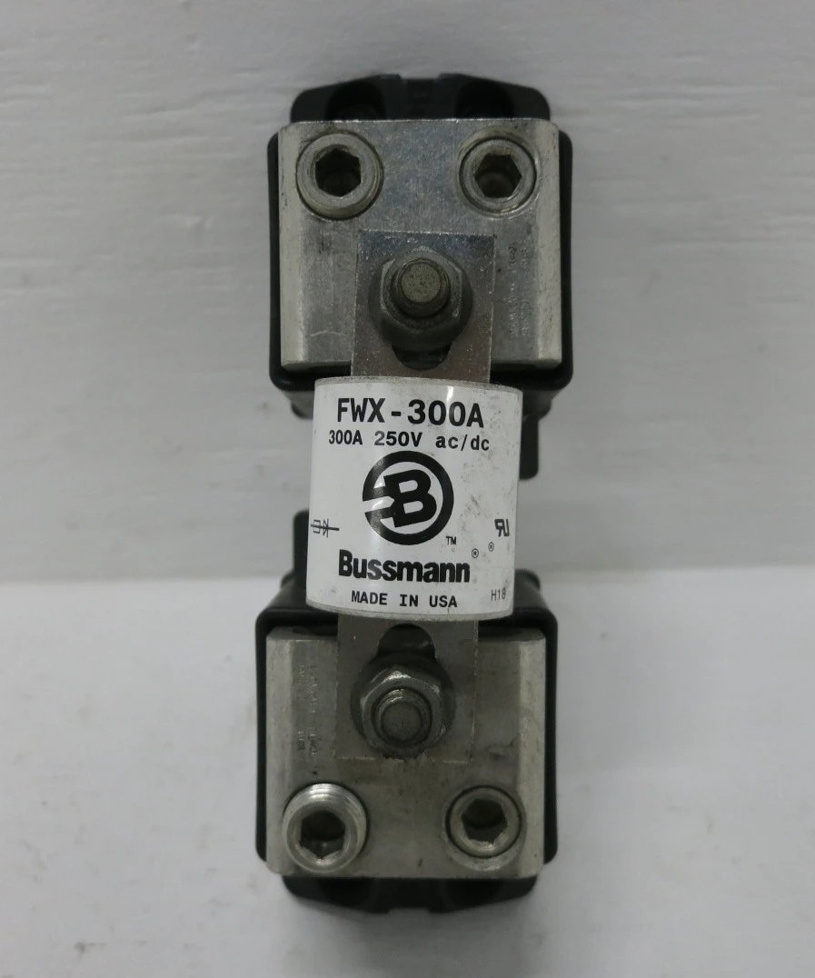 BUSS BH-1233 Fuse Block Assembly w/ FWX-300A Fuse Modular Fuseblock 400A 700V (DW8496-15)