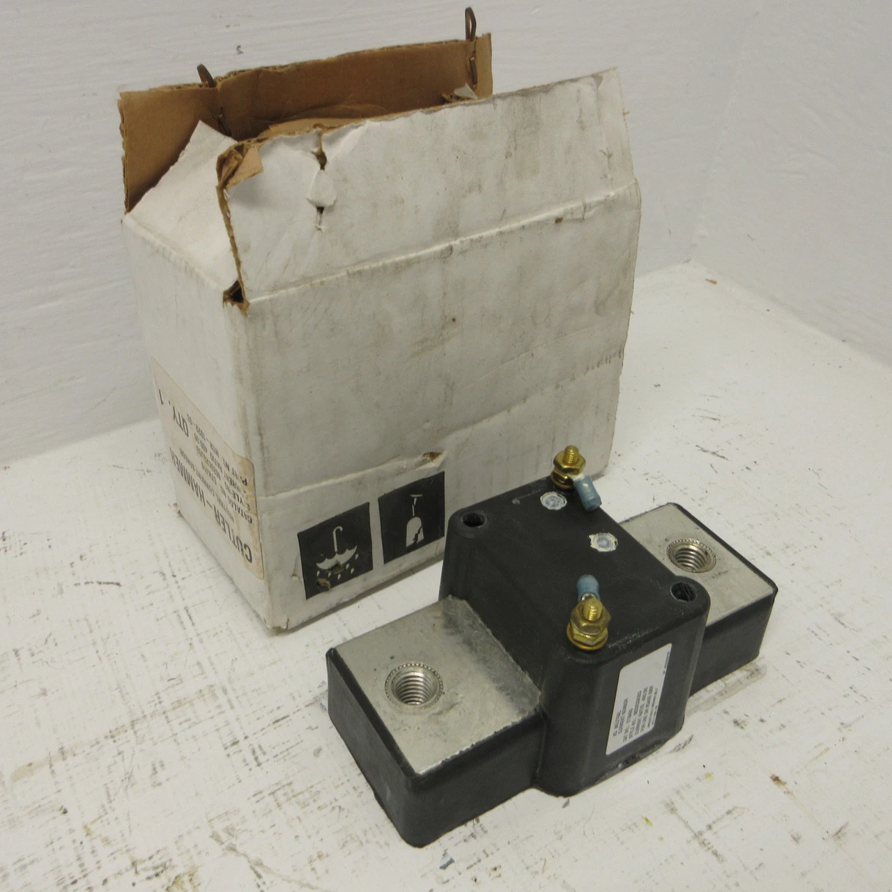 NEW Cutler Hammer CKT400 400:06 Neutral Current Sensor 6633C29G03 For KD400 Amp (AH1553-1)