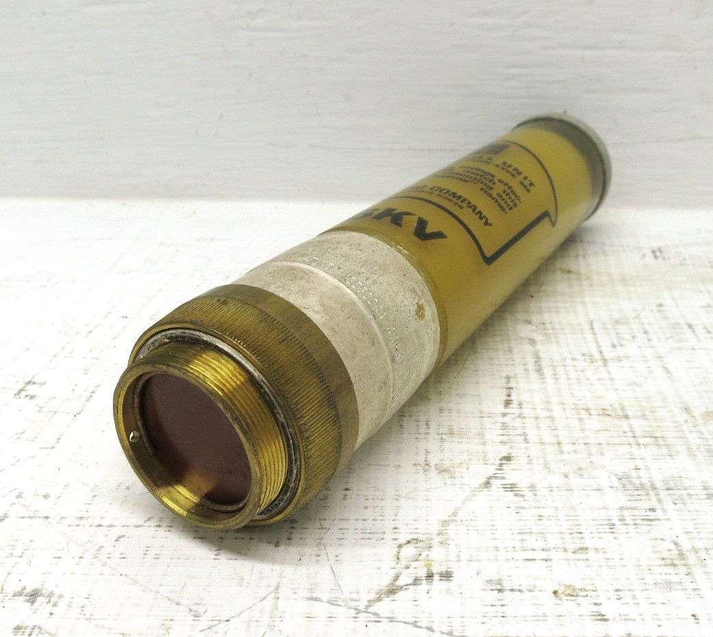 S&C 130500R4 SM-5 Power Fuse Refill Unit 300E Amp 4.16 kV 300A SM5 300 153-4 (DW8505-1)