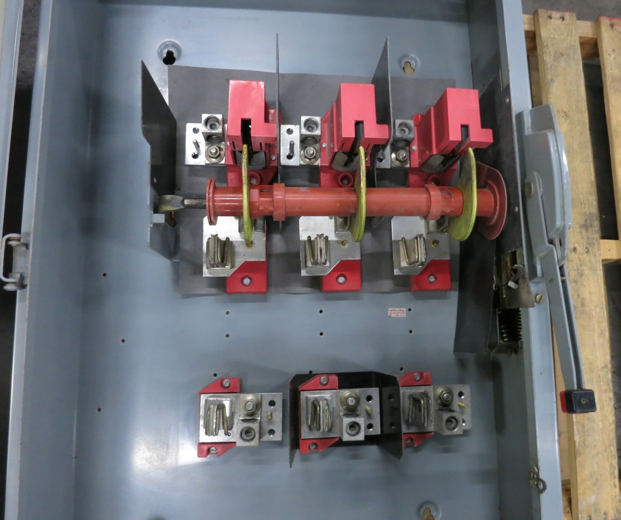 Square D H365 400A 600V Fusible Heavy Duty Safety Switch Disconnect 400 Amp E2 (DW8509-2)