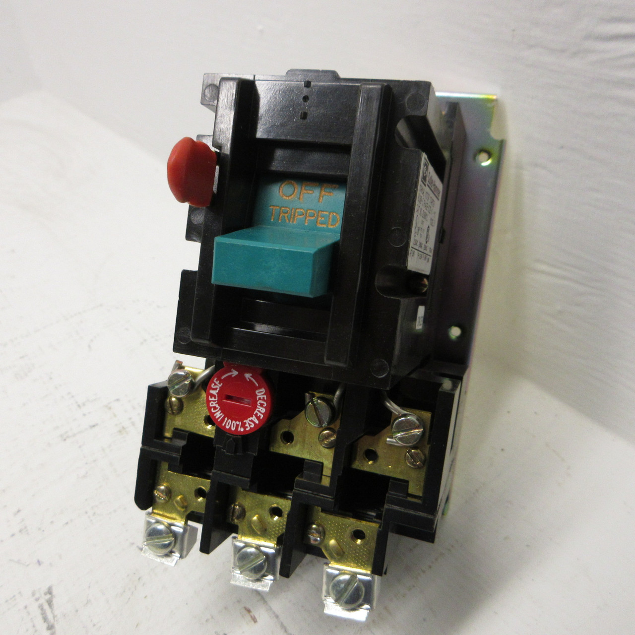 NEW Cutler Hammer B100M1C Size M1 Manual Motor Starter Model B 10 HP NNB (AH1563-2)