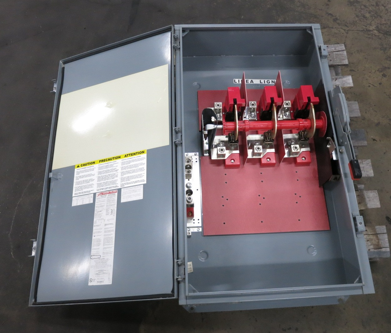 Square D HU365AWK 400A 600V Non-Fusible Safety Switch Disconnect 400 Amp 3R E05 (DW8517-1)
