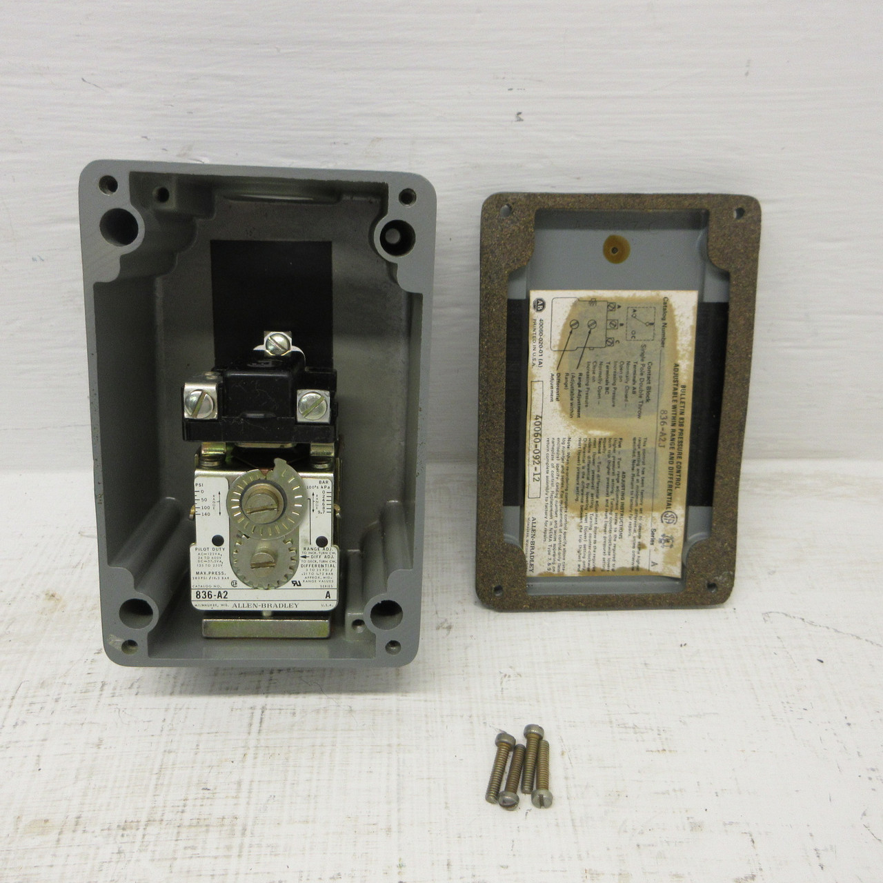 NEW Allen Bradley 836-A2J Pressure Switch Adjustable 836-A2 Ser A NEMA 4-5-12 (AH1572-1)