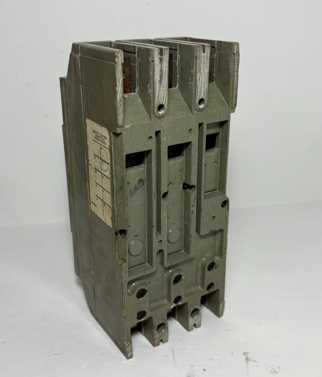 FPE HFJ631225 225A AB Circuit Breaker HFJ 600V 3P Federal Pacific 225 Amp (EM5996-1)