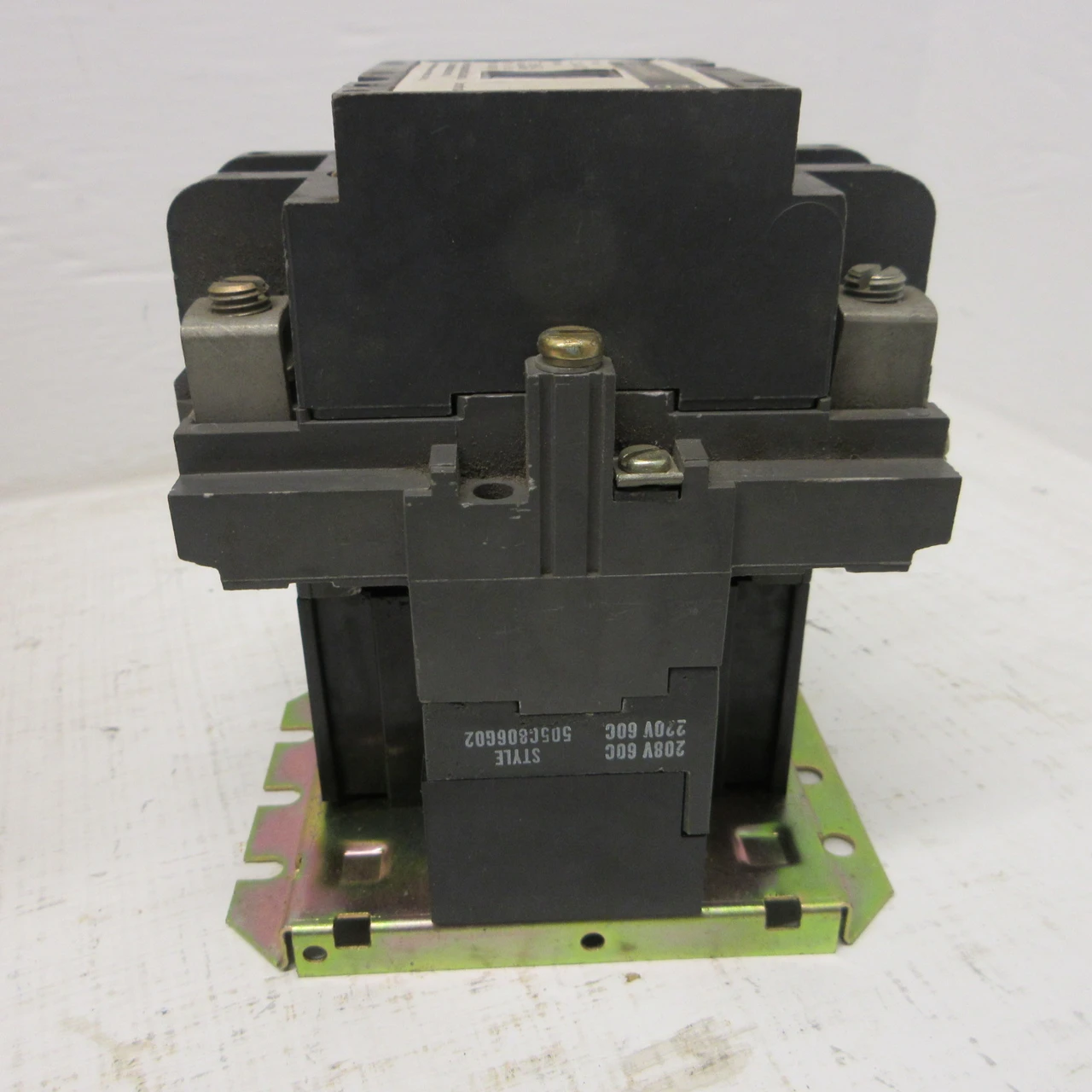 NEW Westinghouse 350A218H01 AC Control Contactor (208/220V Coil) 765A694G01 NIB (AH1579-1)