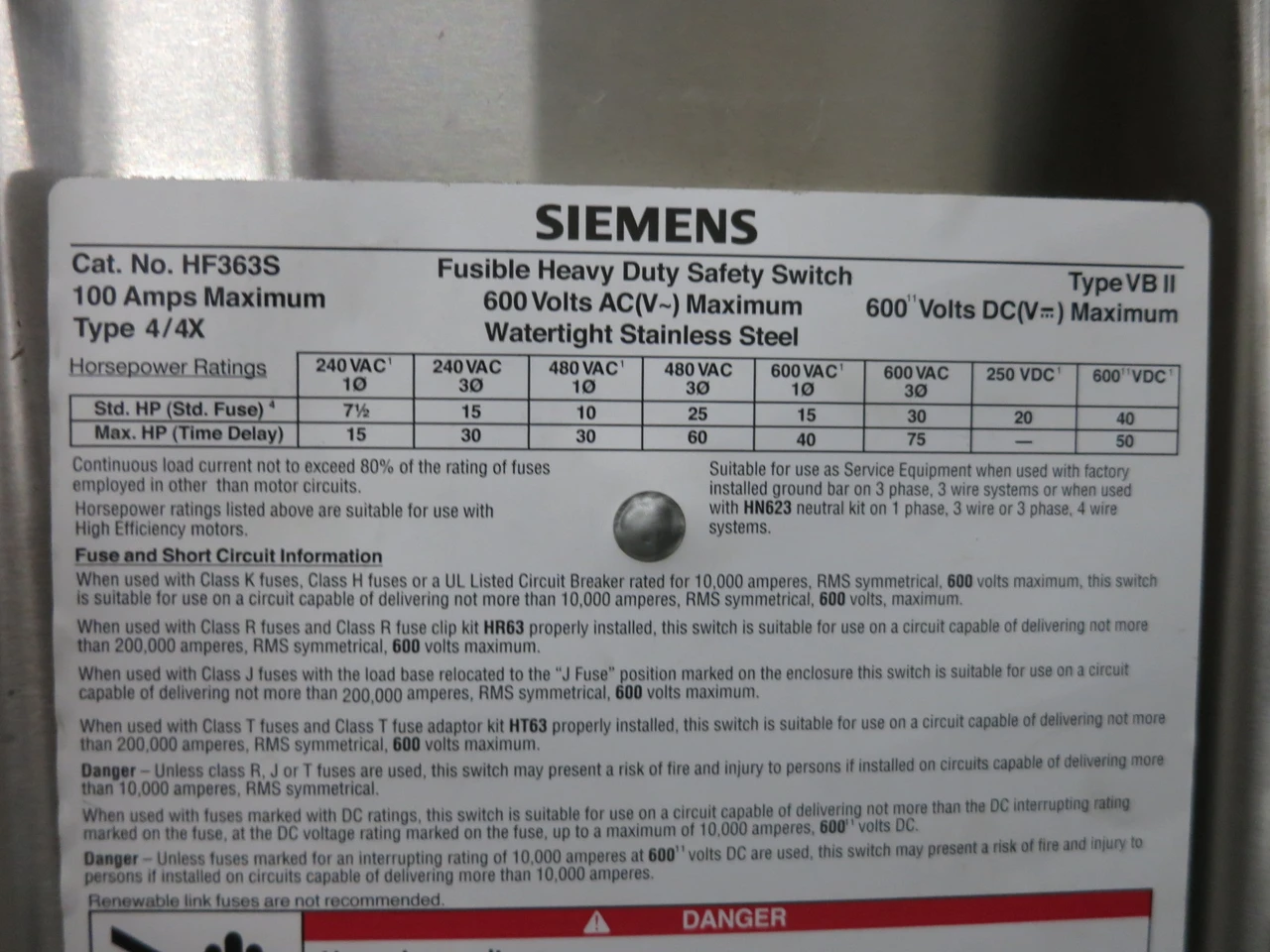 NEW Siemens HF363S 100A 600V Fusible Safety Switch Disconnect 100 Amp HF363-S 4X (DW8545-1)