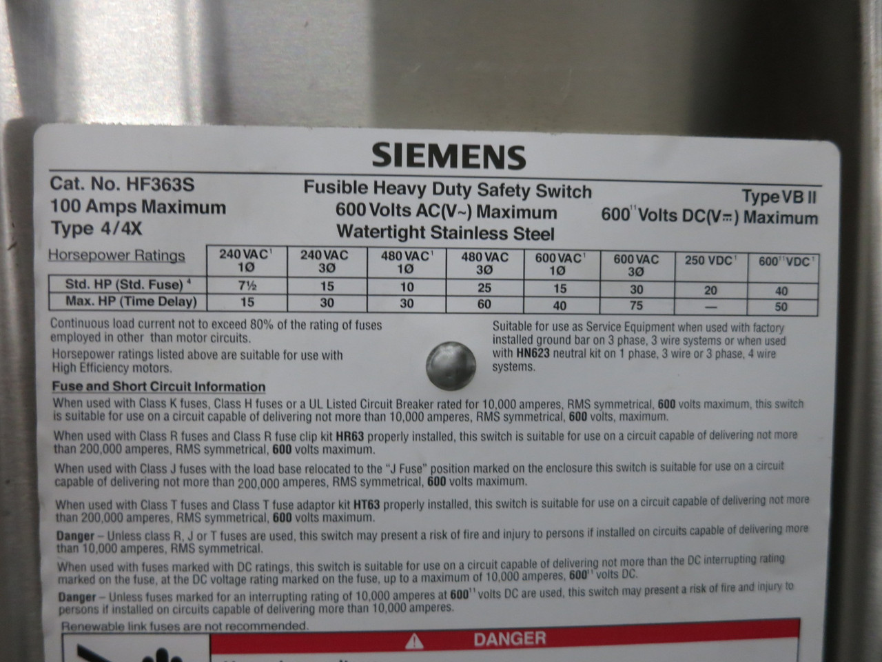 NEW Siemens HF363S 100A 600V Fusible Safety Switch Disconnect 100 Amp HF363-S 4X (DW8545-1)