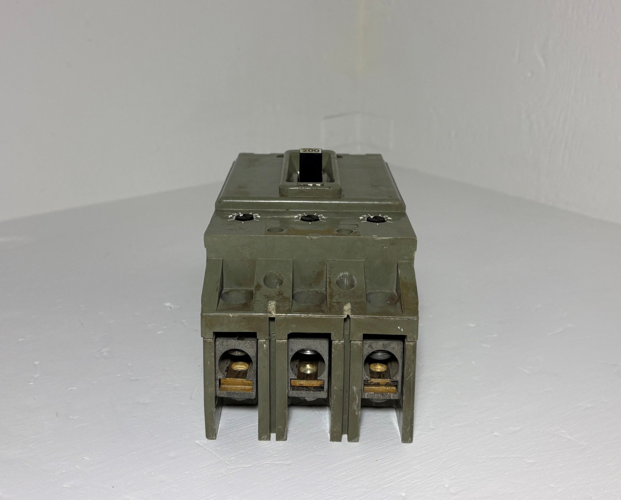 FPE HFJ631200 200A AB Circuit Breaker HFJ 600V 3P Federal Pacific 200 Amp (EM5997-6)