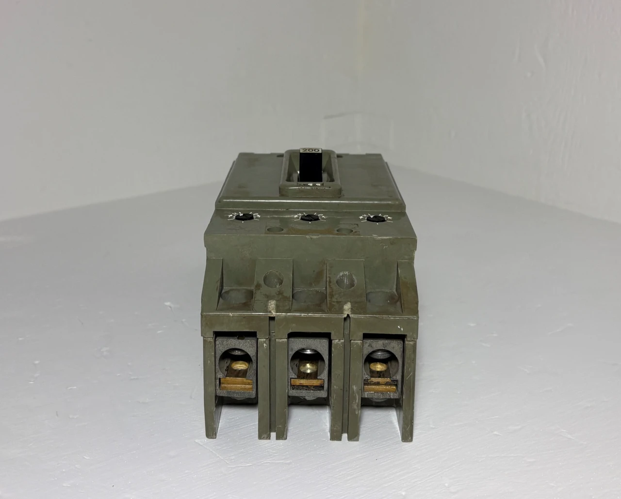 FPE HFJ631200 200A AB Circuit Breaker HFJ 600V 3P Federal Pacific 200 Amp (EM5997-6)