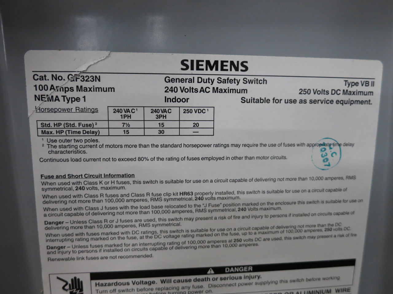 NEW Siemens GF323N 100A 240V Fusible Safety Switch Disconnect 100 Amp 240 VAC (DW8563-2)