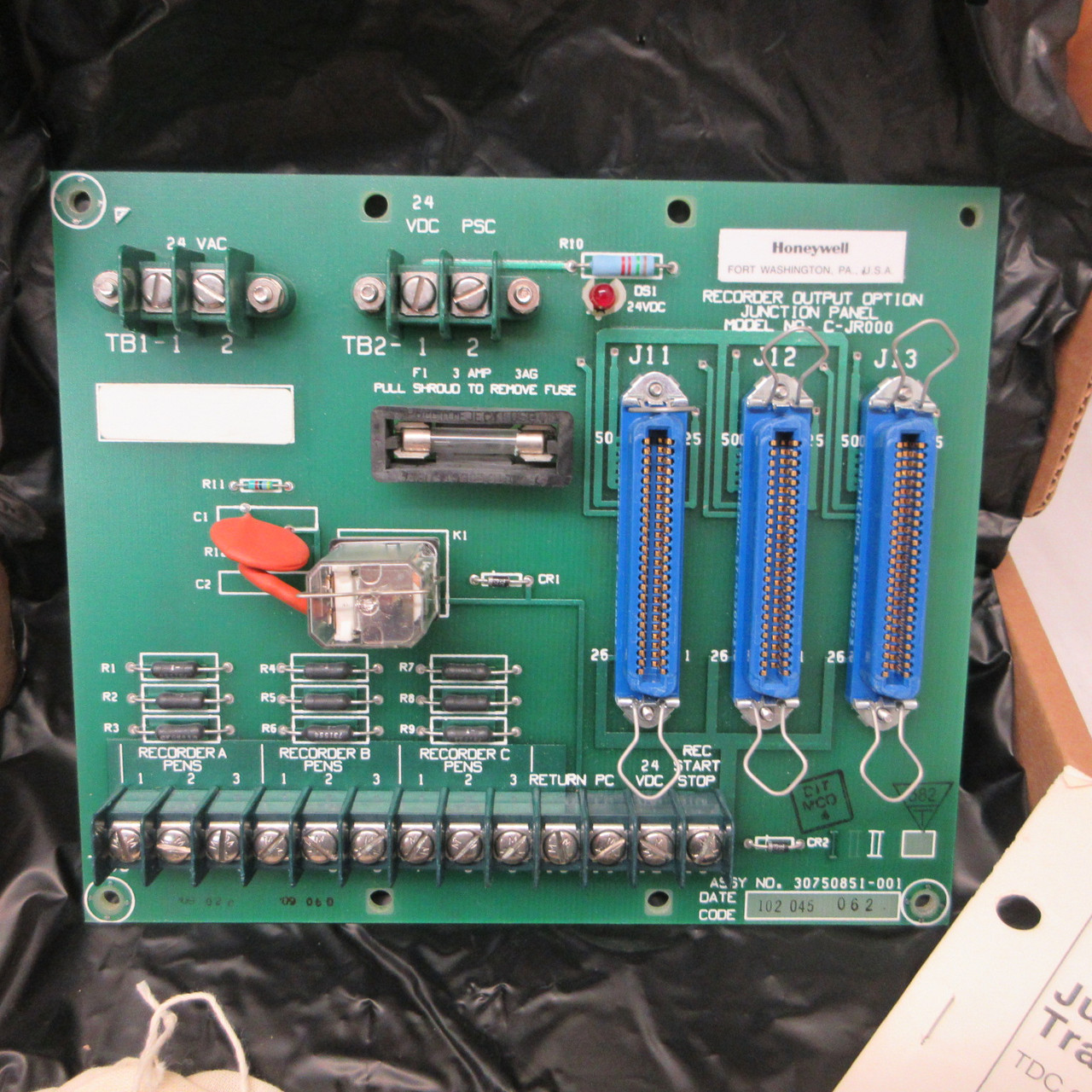 NEW Honeywell C-JR000 Recorder Output Option Junction Panel Board 30750851-001 (AH1596-1)