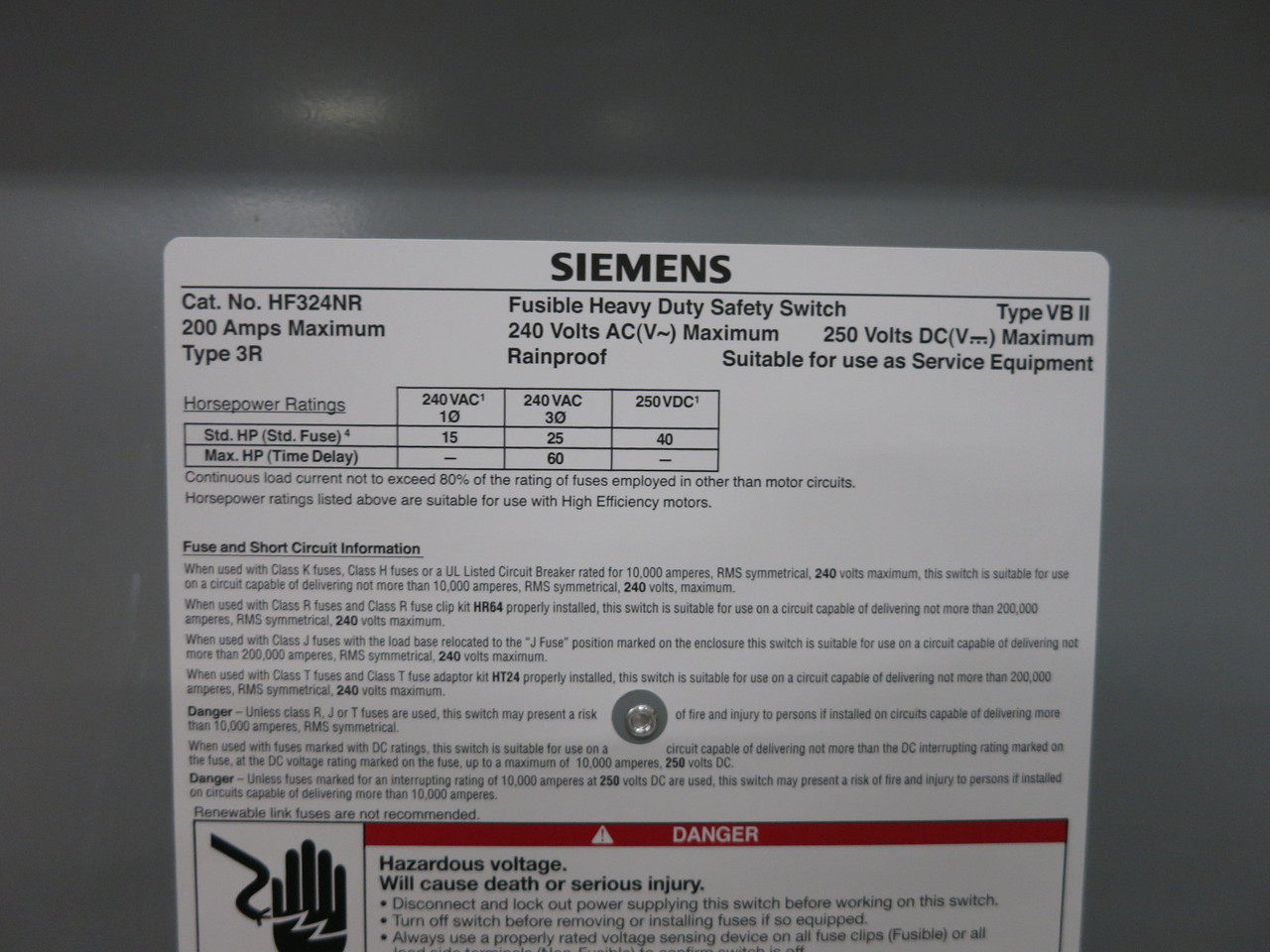 Siemens HF324NR 200A 240V Fusible Safety Switch Disconnect 200 Amp 240 VAC 3R (DW8566-1)