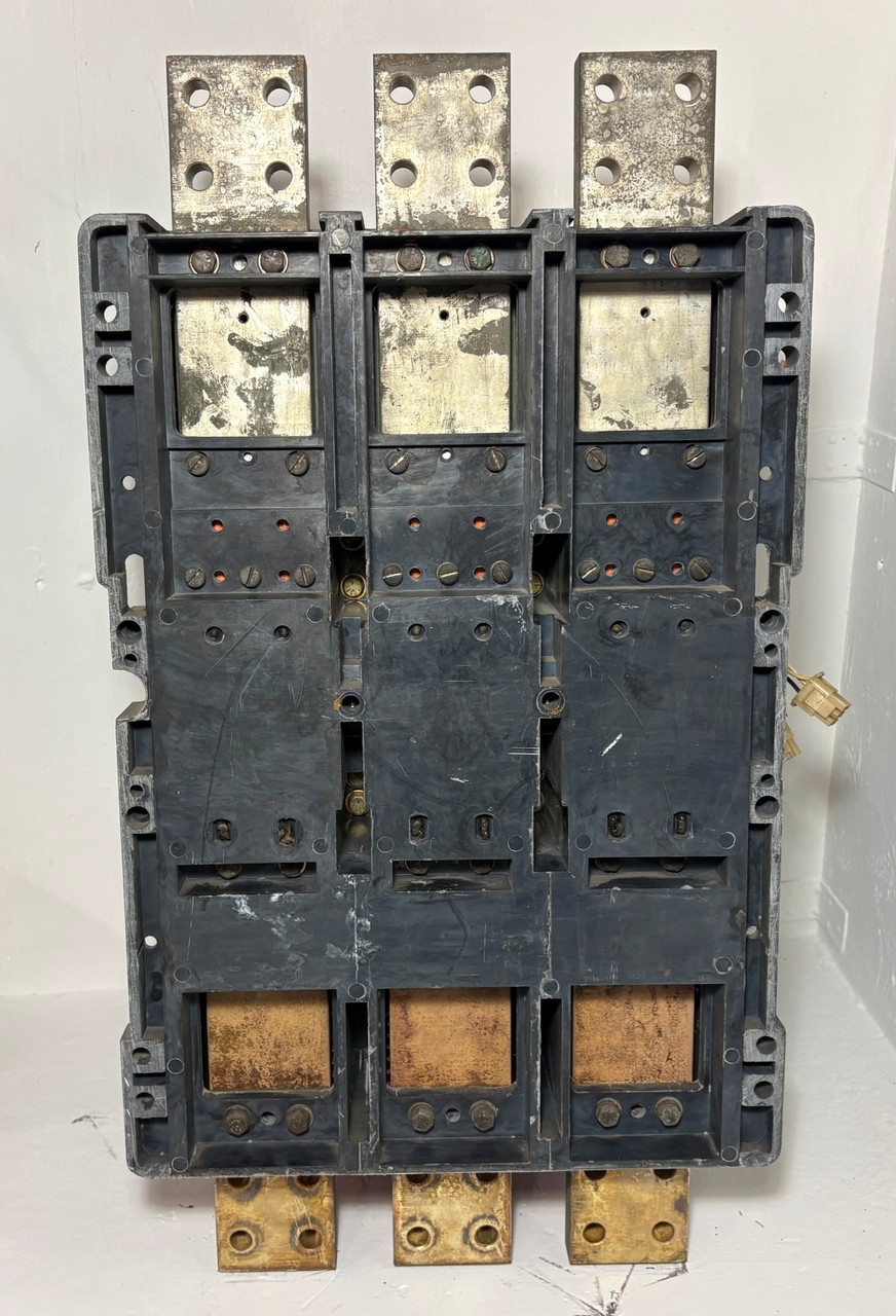 Cutler-Hammer SPBR325F SPB 100 2500A LSI Circuit Breaker 3P 600V 2500 Amp SPB100 (EM5998-1)