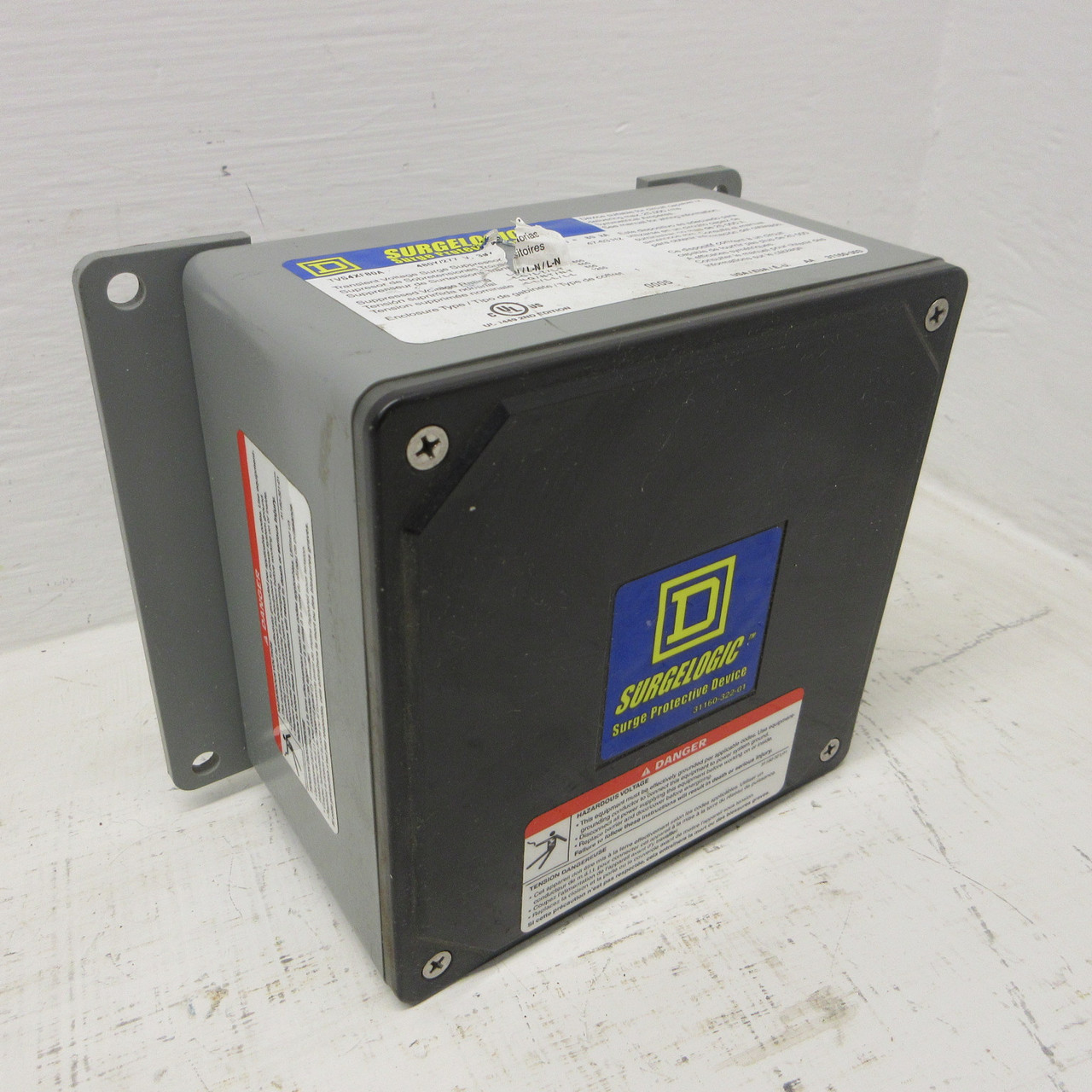 Square D SurgeLogic TVS4XF80A Voltage Surge Protective 480Y/277V 3PH 4W 80kA (AH1610-1)