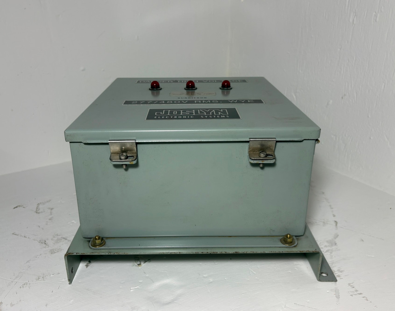 Joslyn Electronic 1456-85 AC Power Arrester 277/480V 3PH 5W Type 4/4X Enclosure (EM6000-1)