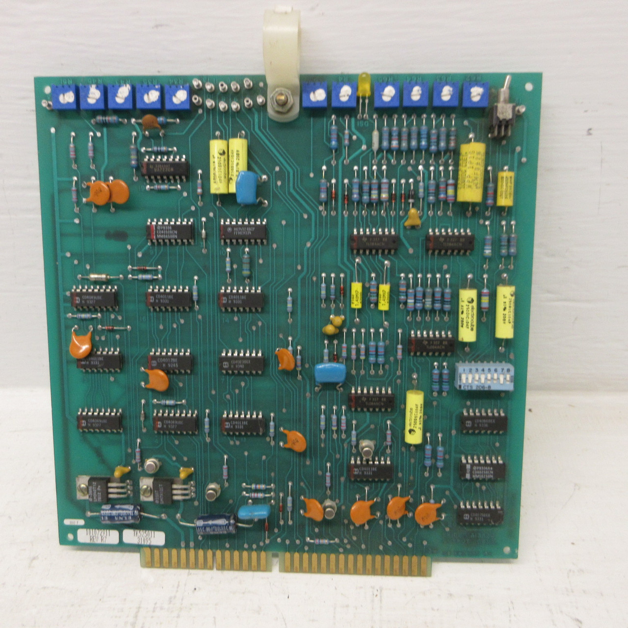 Exide A13A20 Output Cont PCB 118 302 723 Module Board 101072911 Rev R7 (AH1616-1)