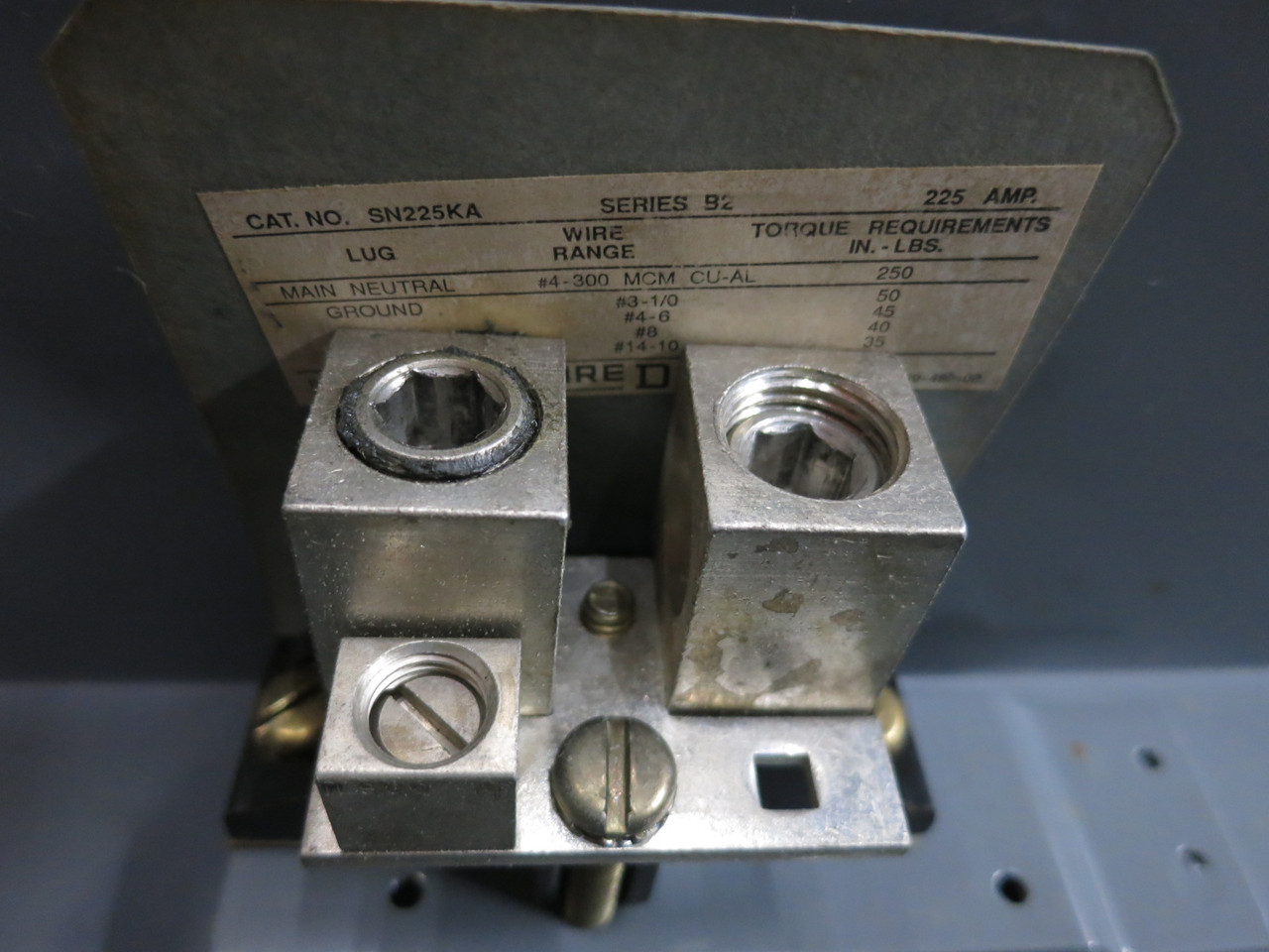 Square D KA225S Ser E1 225A 600V Circuit Breaker Enclosure 200 Amp KAL36200 (DW8577-4)