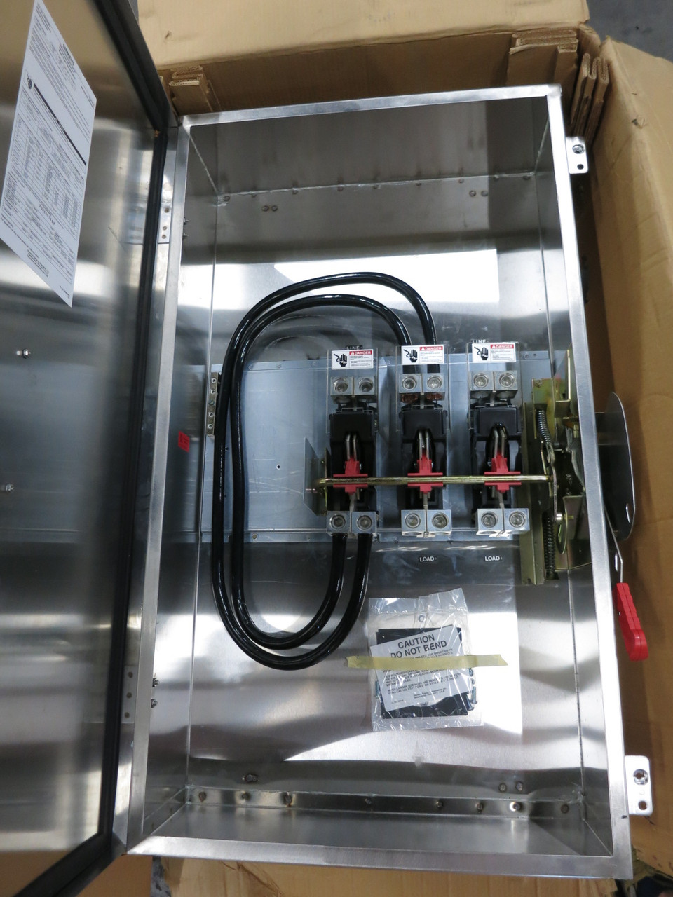 NEW Siemens HNF266S 600A 600V Non-Fusible Safety Switch Disconnect 600 Amp 4X (DW8579-1)