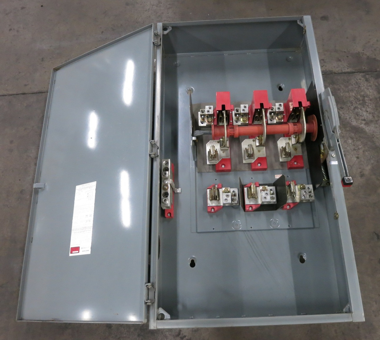 Square D H325N 400A 240V Fusible Safety Switch Disconnect 400 Amp H325-N E1 (DW8585-1)