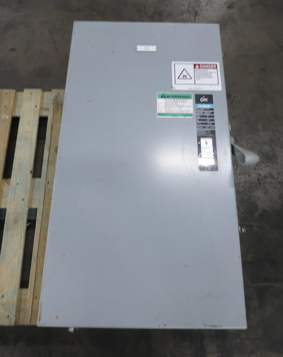 Siemens JN425 400A 240V Fusible Safety Switch Disconnect 400 Amp JN-425 I-T-E (DW8584-1)