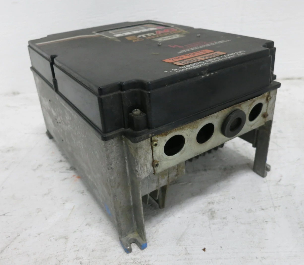 TB Wood's E-TrAC AFC2002-0B2 2 HP AC Inverter 230V VS Drive VFD ETrac 230 VAC (DW8598-2)