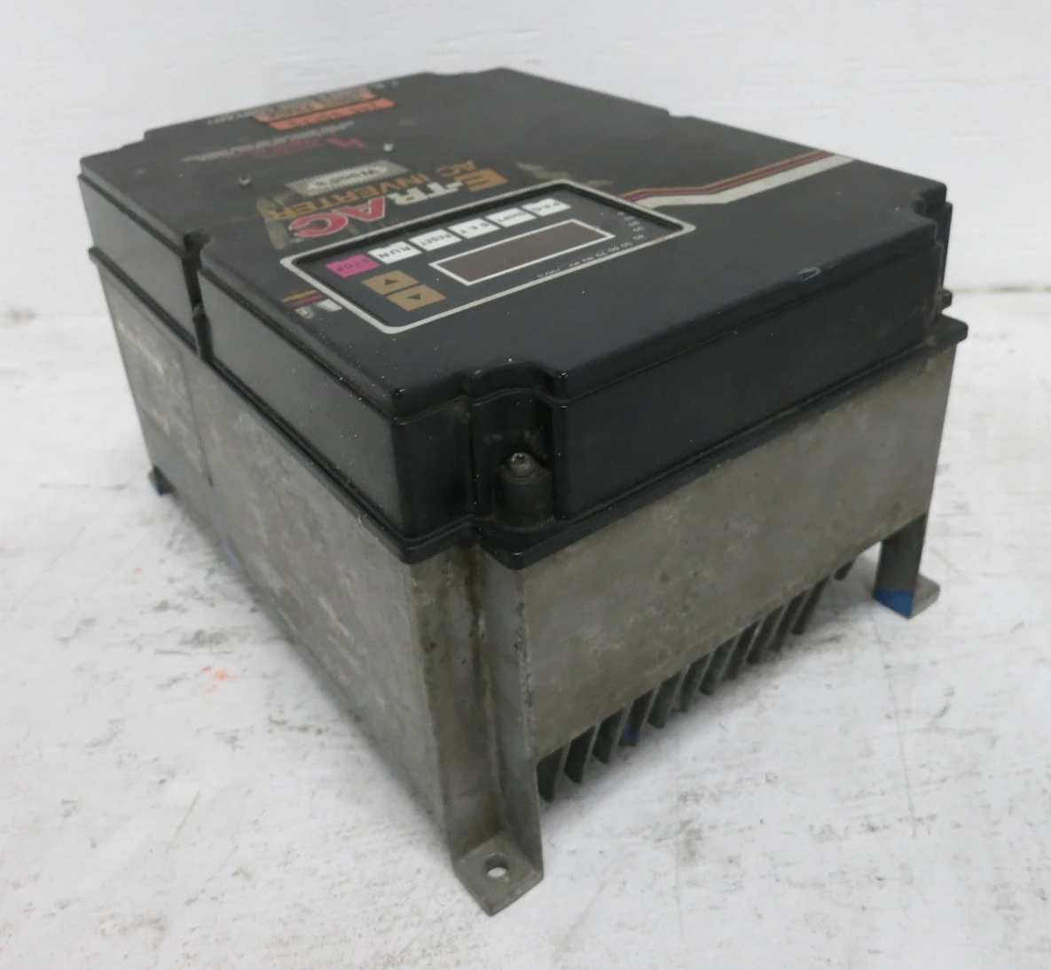 TB Wood's E-TrAC AFC2002-0B2 2 HP AC Inverter 230V VS Drive VFD ETrac 230 VAC (DW8598-2)