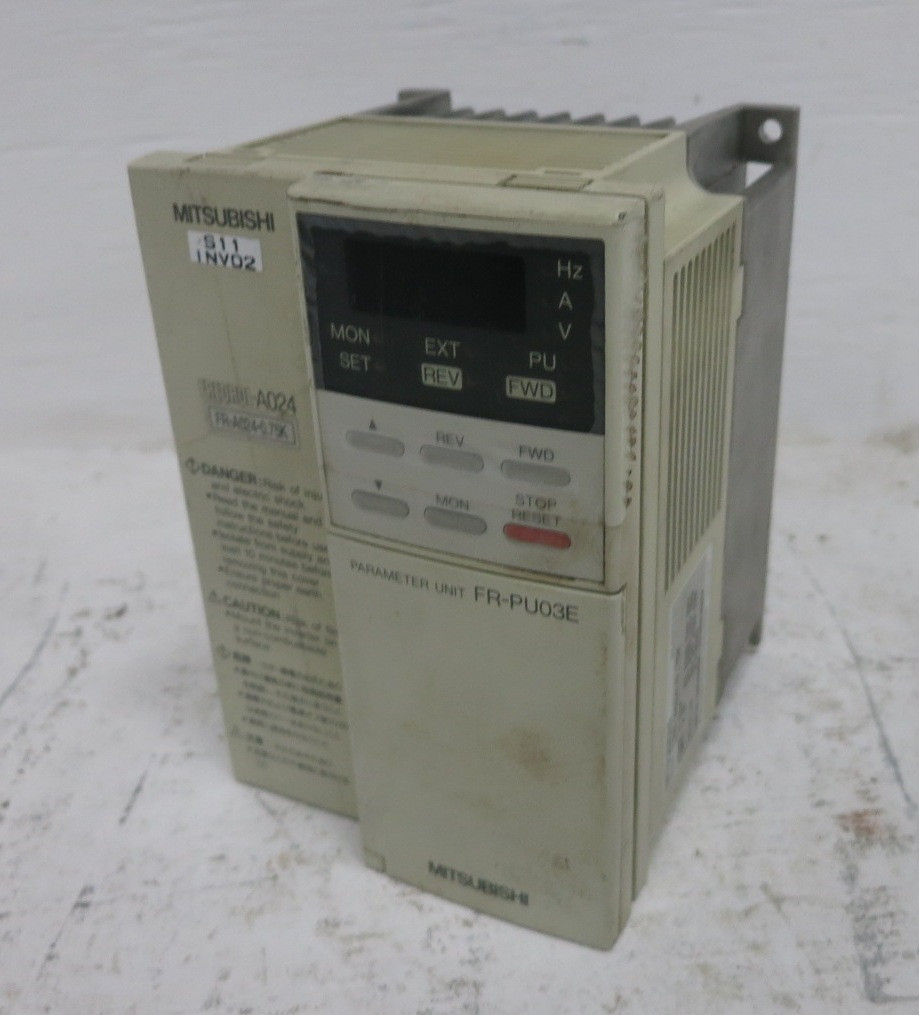 Mitsubishi FR-A024-0.75KP 1 HP AC Inverter VS Drive Freqrol A024 200-230V VFD (DW8600-3)