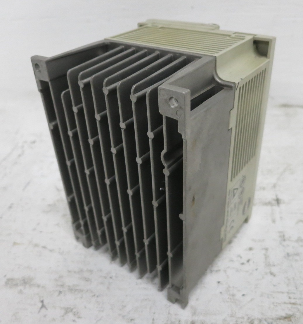 Mitsubishi FR-A024-0.75KP 1 HP AC Inverter VS Drive Freqrol A024 200-230V VFD (DW8600-3)