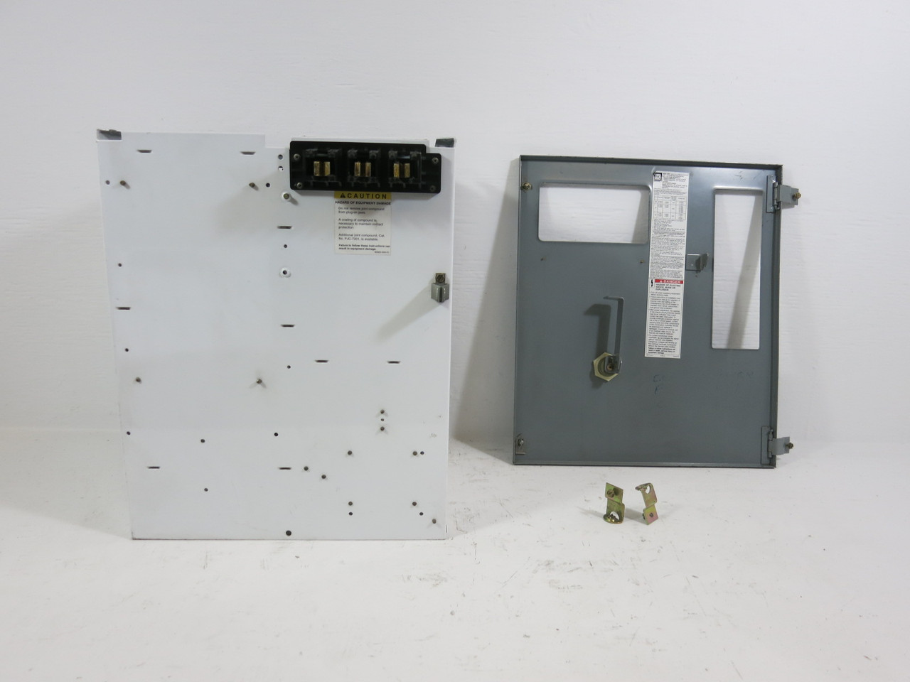 Square D Model 6 100 Amp Breaker Size 2 Starter 18" MCC Bucket 30A 8536SDG1S (BJ1177-1)