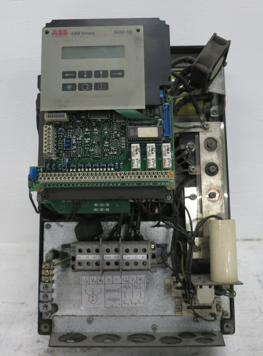 ABB ACS501-025-5-00P200000 25 HP AC VS Drive Sami GS 480V ACS501-025-4 VFD 30 HP (DW8601-1)