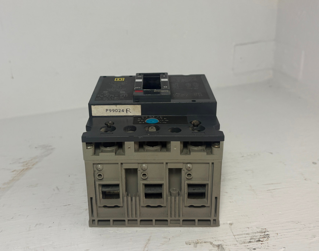 Square D GJL36015M03 15A Mag-Gard PowerPact Circuit Breaker 480V 3P 15 Amp (EM6007-1)