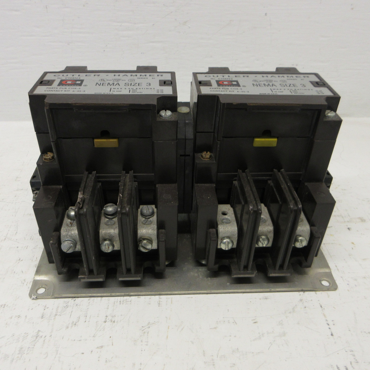 Cutler Hammer C10EN3 Size 3 Reversing Motor Contactor 480V Coil Ser B1 90A 50 HP (AH1631-1)