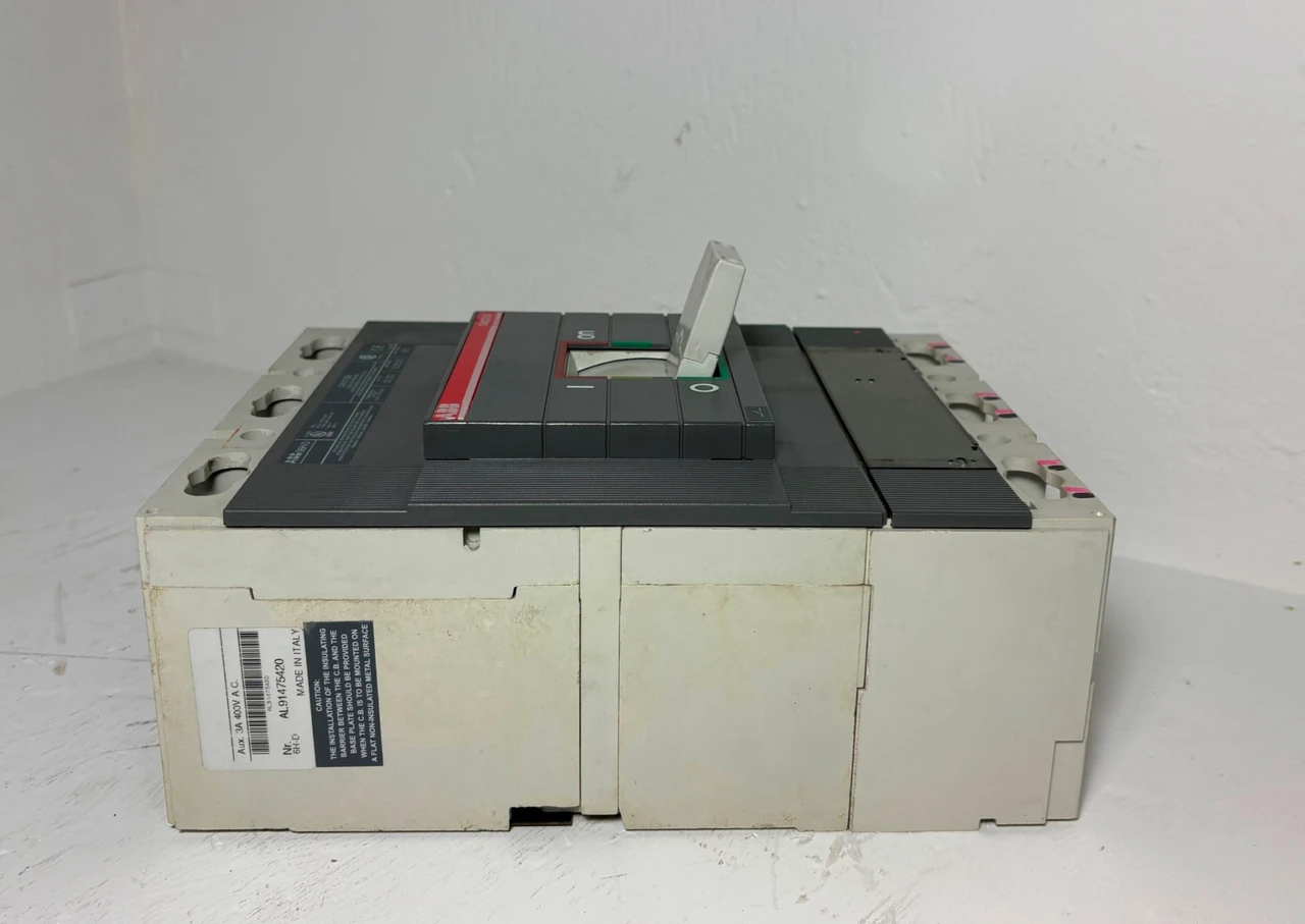ABB S6H-D 600A Molded Case Switch SACE S6 Type S6H 600V 3P S6HD 600 Amp (EM6008-2)