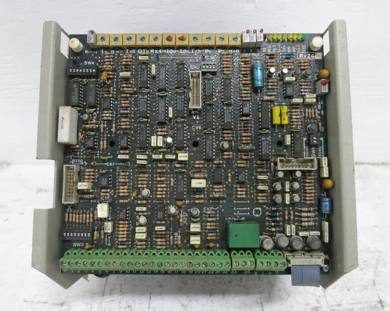 3rd Image of DW8611