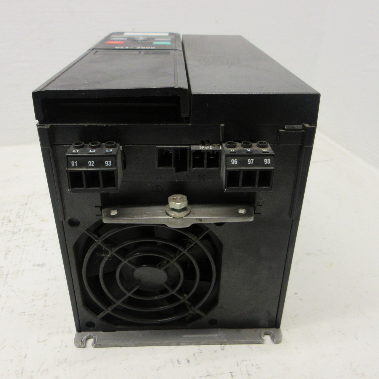 Danfoss VLT 2800 195N1098 10HP VS Drive 480V VLT2875PT4B20SBR0DBF00A00 (crack) (AH1641-1)
